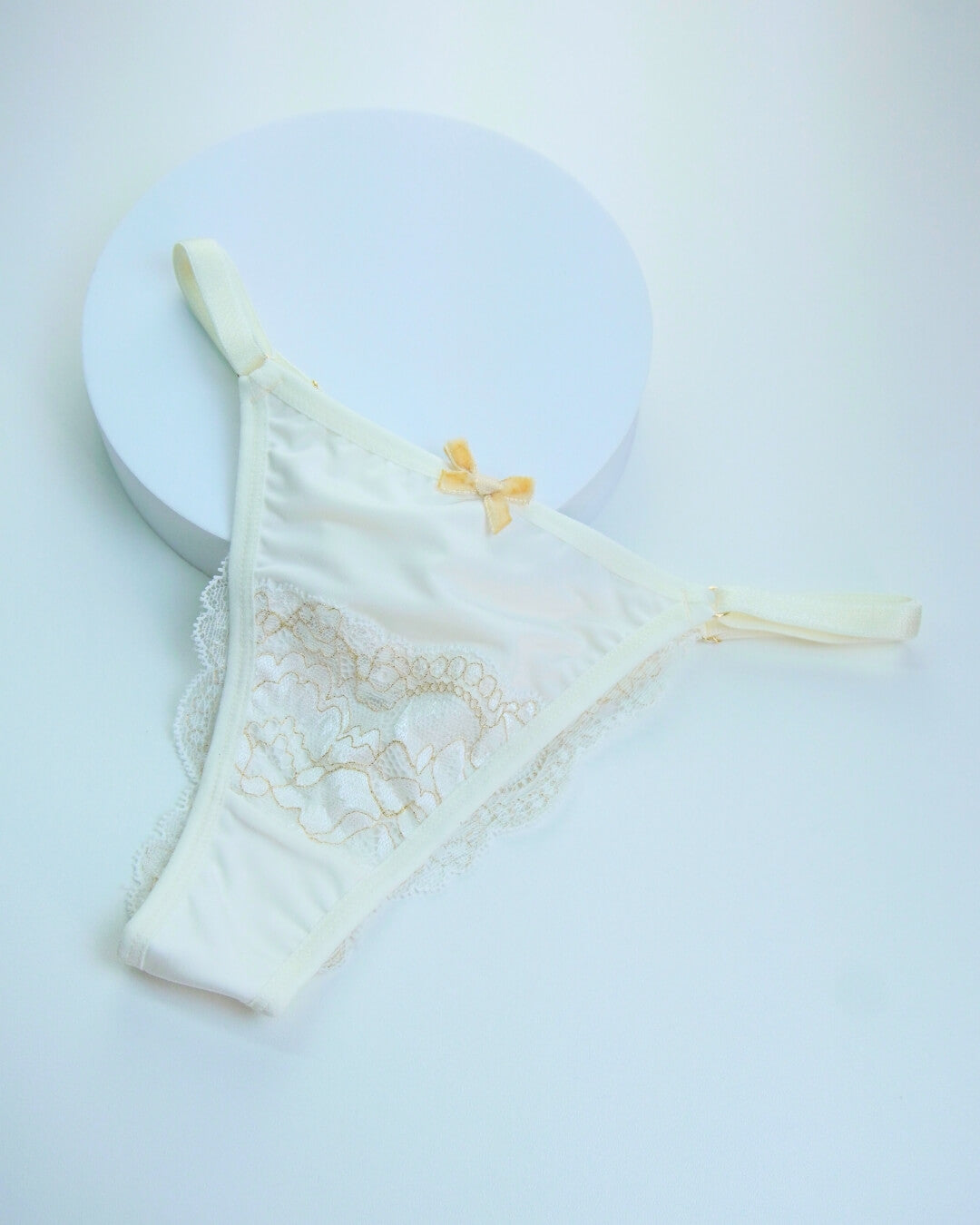 #WomensUnderwear
#panties
#LuxuryLingerie
#SilkPanties
#CottonPanties
#MicrofiberPanties
#BestPantiesEver
#MostComfortablePanties
#LuxuryUnderwear
#FeminineIntimates
#UnderwearBoutique
#ladurrie
#ladurriemodaintima
#ladurrieéconfiavel?