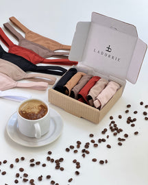 #WomensUnderwear  
#panties  
#LuxuryLingerie  
#SilkPanties  
#CottonPanties  
#MicrofiberPanties  
#BestPantiesEver  
#MostComfortablePanties  
#LuxuryUnderwear  
#FeminineIntimates  
#UnderwearBoutique
#ladurrie  
#ladurriemodaintima  
#ladurrieéconfiavel? 
