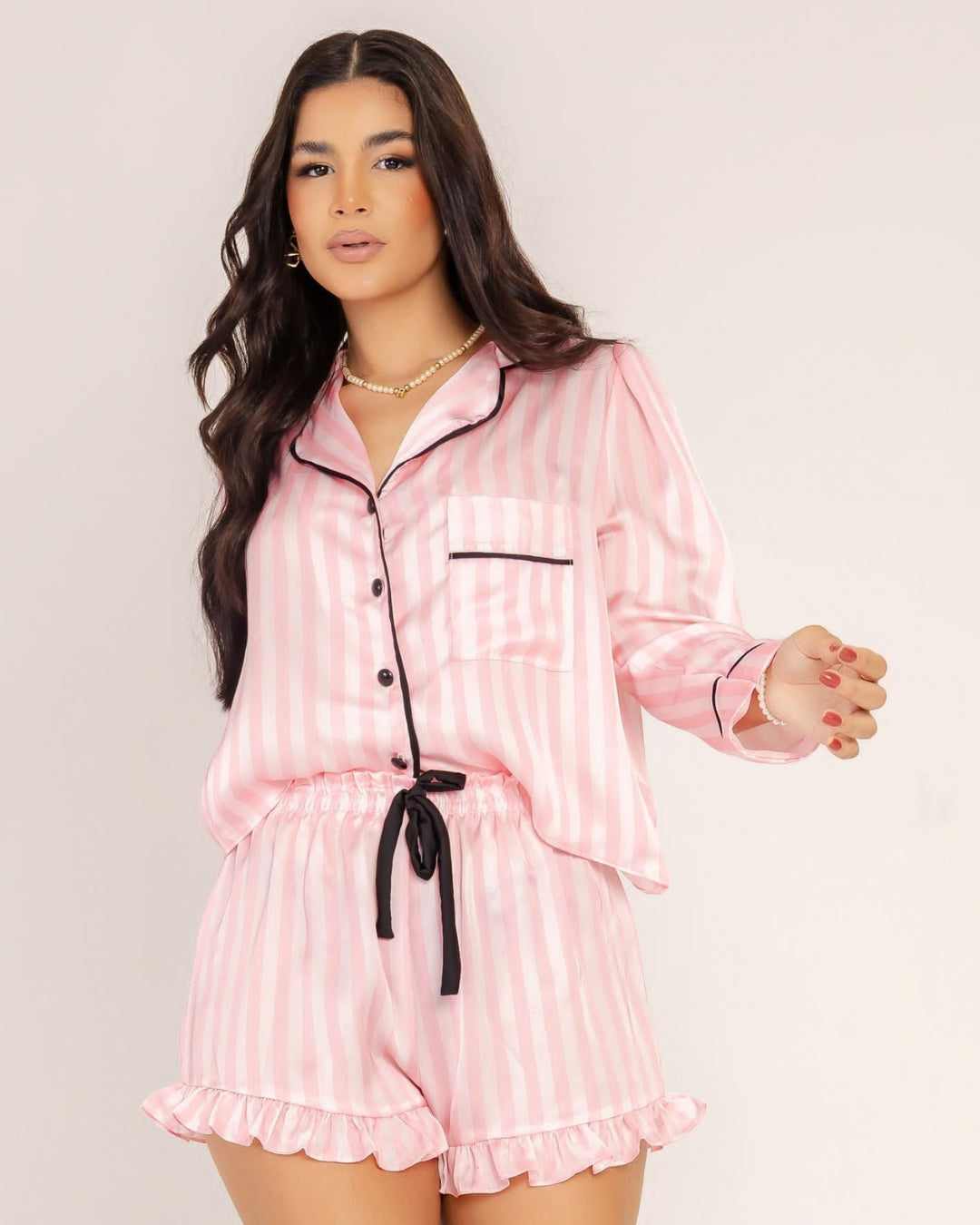 Victoria's Secret

pijama VS

pijama listrado rosa

pijama americano

pijama

LINGERIE

LADURRIE

CONJUNTOS

Conjunto de Pijama Classic Ladurrie
